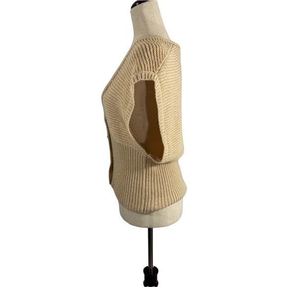 Moth Sweater Vest - Picture 4 of 7